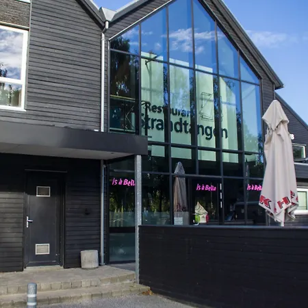 Strandtangen 3*