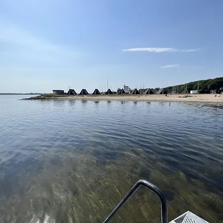 Strandtangen Hotel 3*