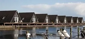 Hotel Strandtangen 3*