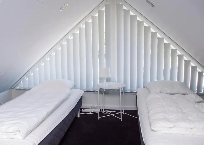 Strandtangen 3*